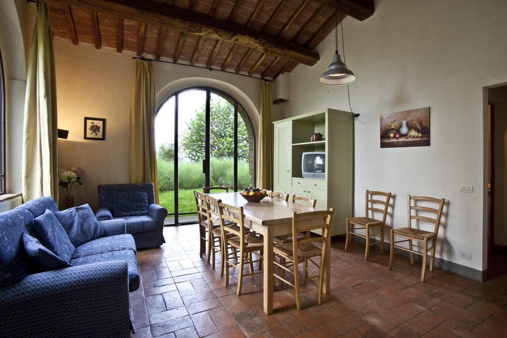Podere Il Pino Poggibonsi Room photo
