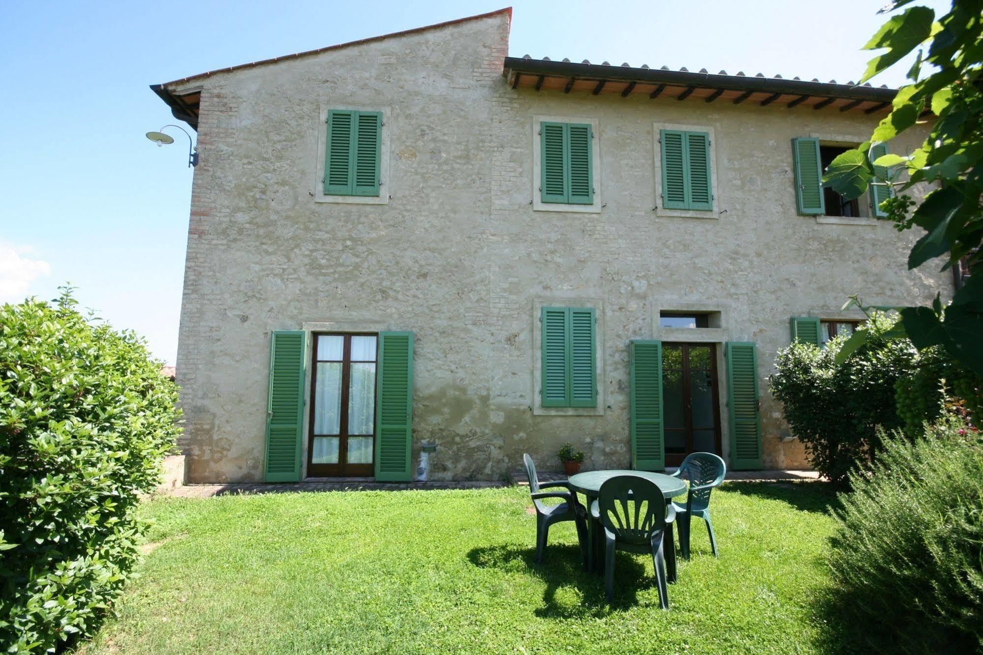 Podere Il Pino Poggibonsi Exterior photo